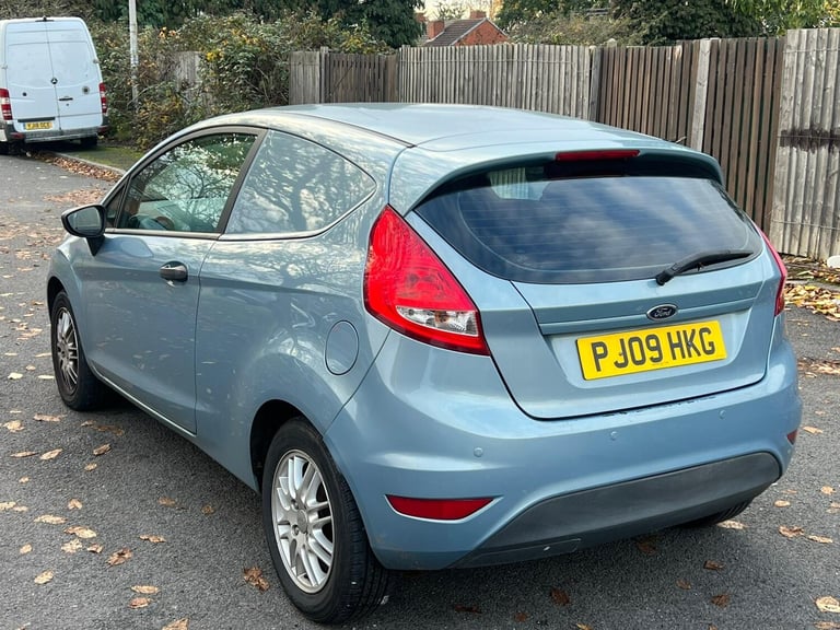 2009 Ford Fiesta 1.4 TDCi Trend Van CAR DERIVED VAN Diesel Manual