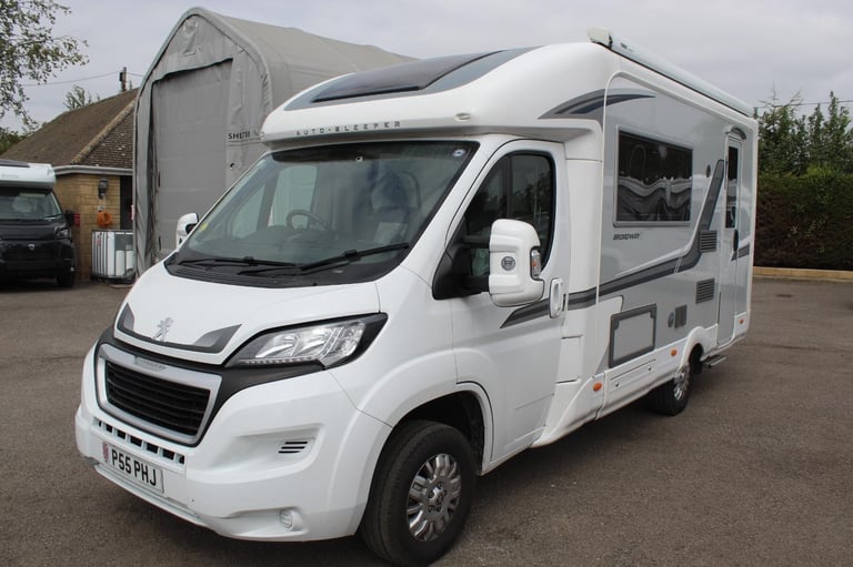 Auto-Sleepers Broadway EK DIESEL MANUAL 2022/22