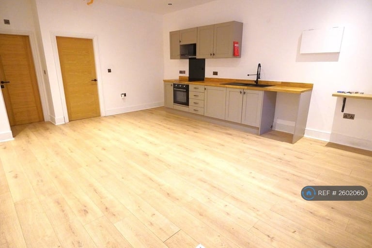 image for 1 bedroom flat in Tudor House, Brighouse, HD6 (1 bed) (#2602060)