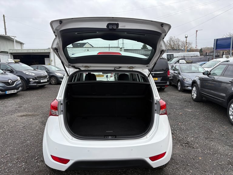 2013 Hyundai ix20 1.6 Active Hatchback 5dr Petrol Auto Euro 5 (123 bhp) Petrol