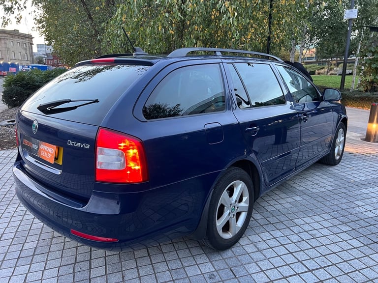 2011 Skoda Octavia 1.6 TDI CR SE Plus 5dr ESTATE Diesel Manual