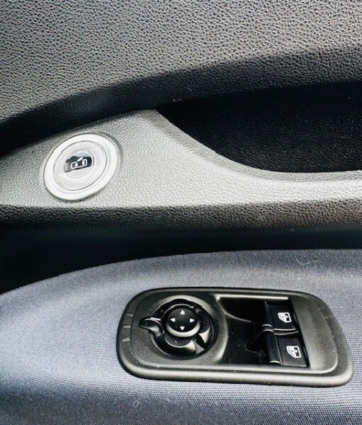  Fiat 500e 42kwh Icon Hatchback 3dr Electric Auto 118 Ps Electric