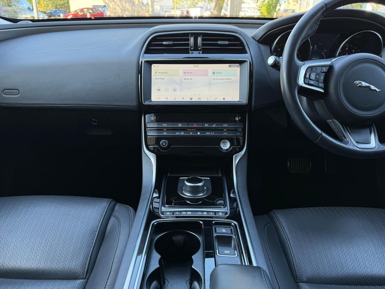 2018 Jaguar XE 2.0i GPF Portfolio Saloon 4dr Petrol Auto Euro 6 (s/s) (200 ps) SALOON Petrol Auto...