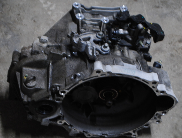 image for 2019 KIA CEED MK3 HATCHBACK 1.6 CRDI 6 SPEED MANUAL GEARBOX TRANSMISSION M56CF3-1