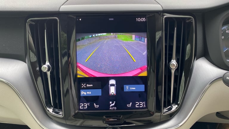 2021 Volvo XC60 2.0 B4D Momentum 5dr AWD Geartronic Diesel Estate Estate Diesel Automatic