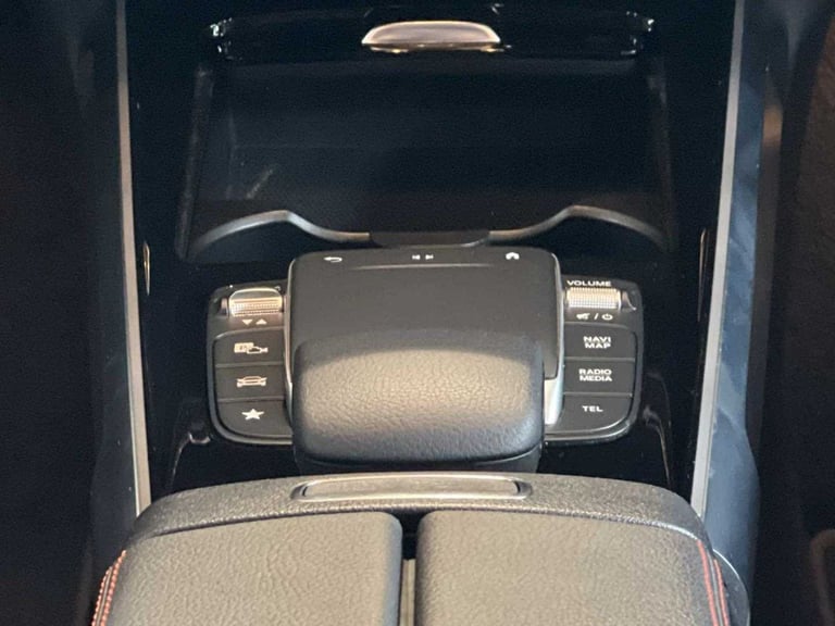 2022 Mercedes-Benz GLB 200 AMG Line Premium 5dr 7G-Tronic Estate Petrol Automatic