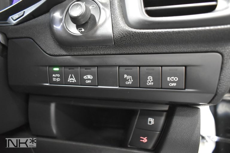2014 Citroen DS5 2.0 h e-HDi Airdream DSport Hatchback 5dr Diesel Hybrid EGS6 4WD Euro 5 (s/ Hatc...
