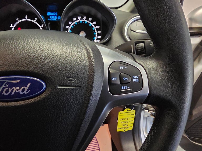  Ford Fiesta 1.6 Titanium Powershift Euro 5 5dr Petrol Automatic