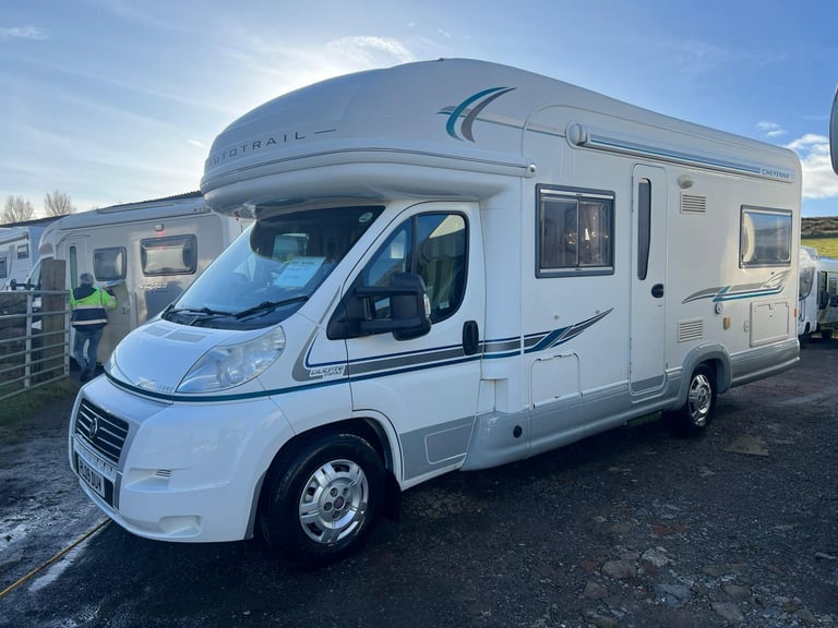 image for 2009 Auto Trail Cheyenne SE - 2.3ltr - 33,000 miles - 4 berth / 2 belts 