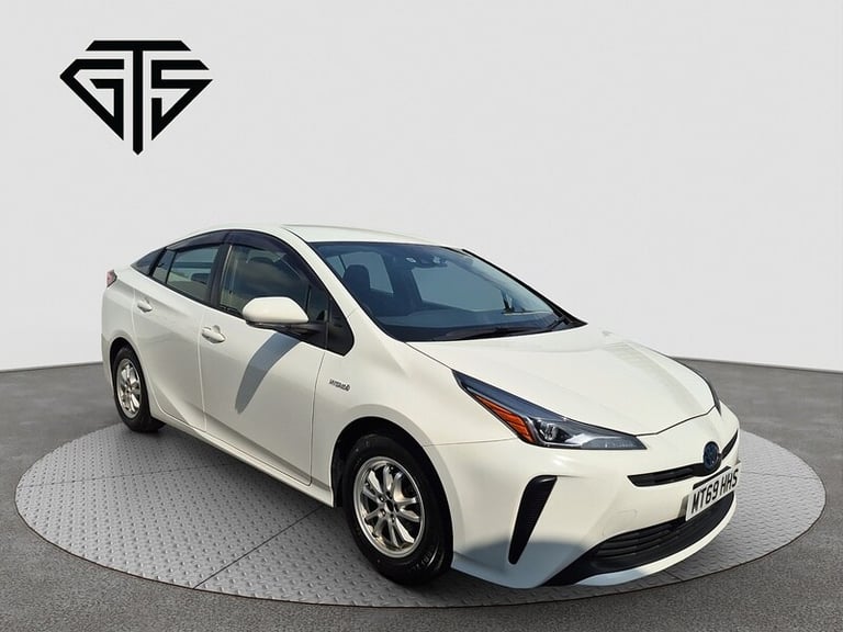 image for 2025 Toyota Prius E Hatchback HYBRID ELECTRIC Automatic