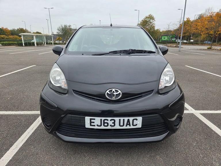 Toyota, AYGO, Hatchback, 2013, Manual, 998 (cc), 5 doors
