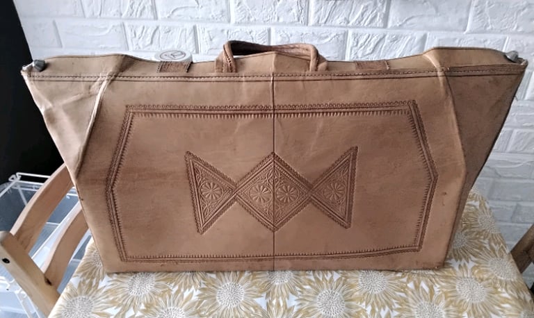 Vintage middle Eastern hand crafted large bag cool