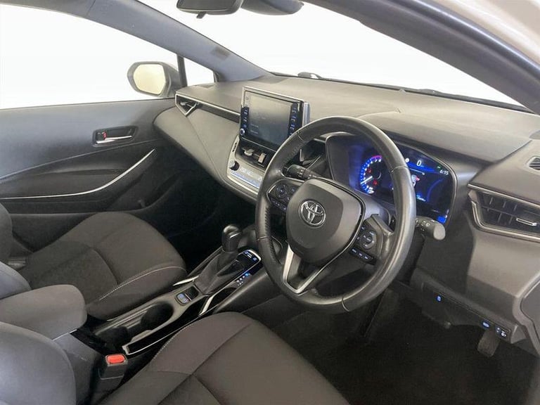 2022 Toyota Corolla 2.0 VVT-i Hybrid Icon 5dr CVT ESTATE PETROL/ELECTRIC Automatic