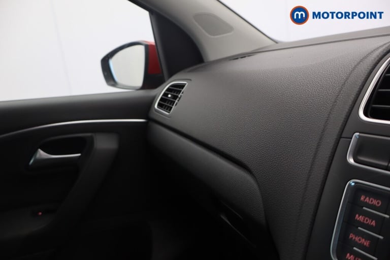 2016 Volkswagen Polo 1.0 Match 5dr HATCHBACK PETROL Manual