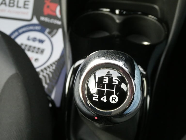 1.2 PureTech Allure 3dr £20 TAX +6 SERVICE +BTOOTH +CRUISE +REV CAMERA*