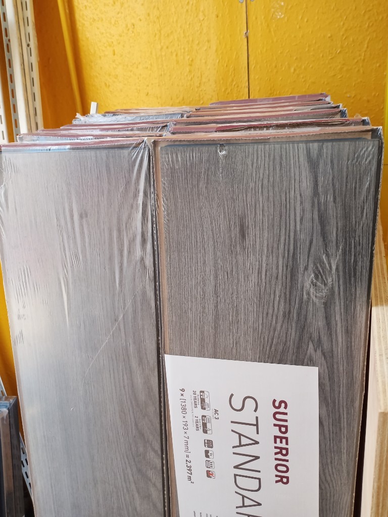 Brand New Laminate flooring Millennium Oak Grey 7mm Laminate Flooring