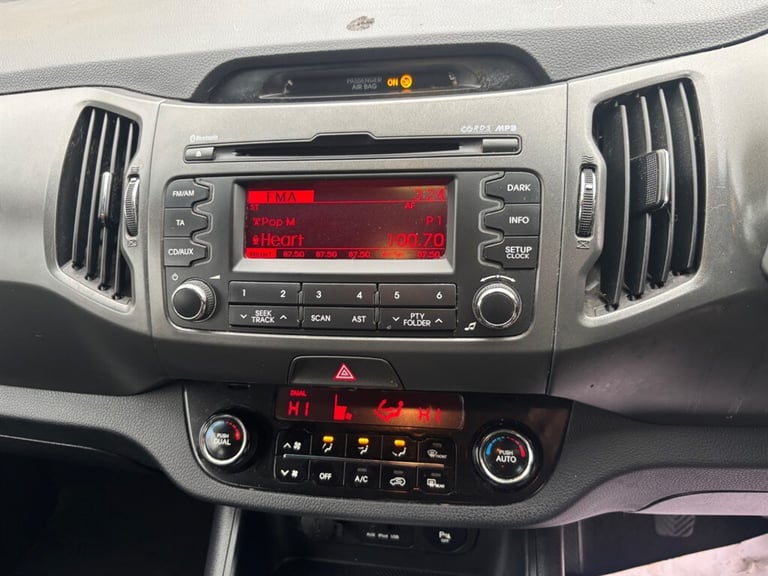 2012 Kia Sportage 1.7 CRDi EcoDynamics 3 SUV 5dr Diesel Manual 2WD Euro 5 (s/s) (114 bhp) SUV Die...
