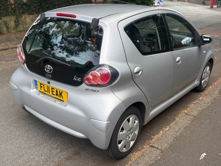 2011 Toyota AYGO 1.0 VVT-i Ice 5dr HATCHBACK Petrol Manual