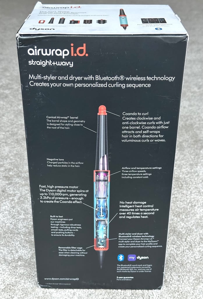 Dyson Airwrap i.d. Straight & Wavy Ceramic Patina/Topaz, Brand New in Sealed Box rrp £479