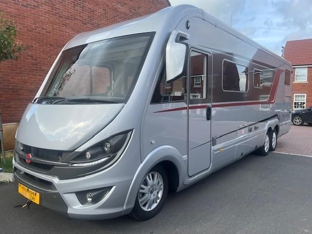 BURSTNER ELEGANCE 910G 