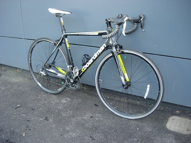 Top Spec Full Carbon Road/ Race Bike by Boardman, Under 10, Kilos, JUST SERVICED/ CHEAP PRICE!!!!