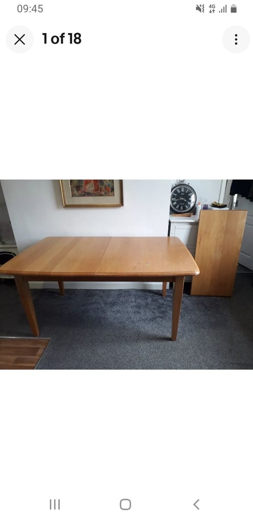 image for Oak wood Extendable dining table 