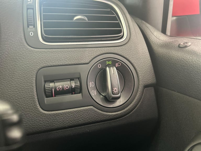 2013 Volkswagen Polo 1.2 70 Match Edition 5dr HATCHBACK PETROL Manual