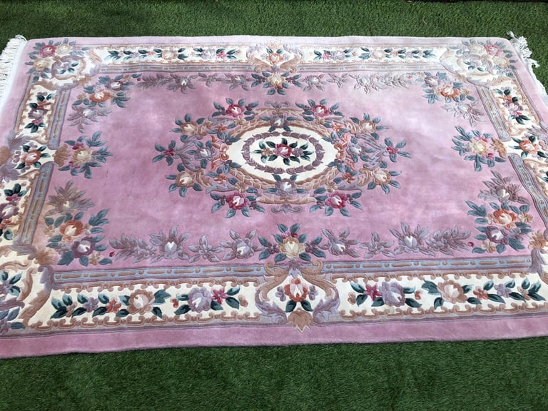 VINTAGE HANDMADE CHINESE STYLE WOOL RUG 273Cm x 182 Cm ,SPARE ROOM USE ONLY ,DELIVERY