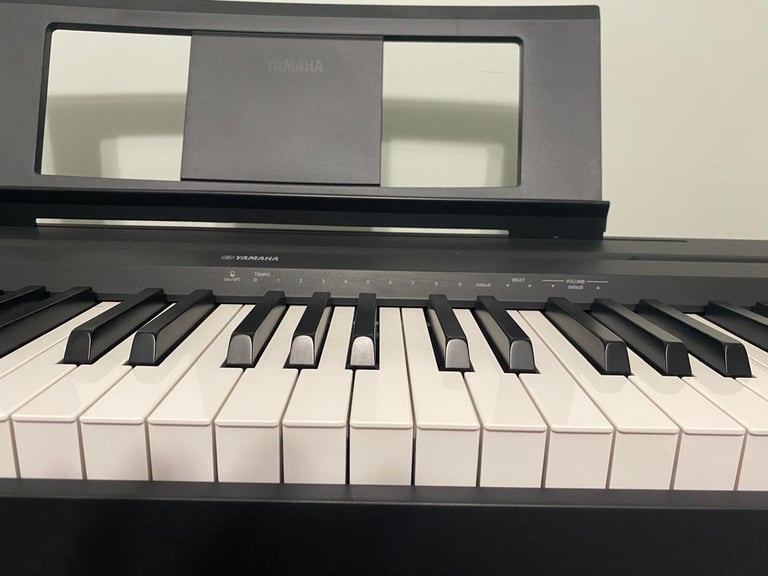 Full Size Yamaha Keyboard for Sale