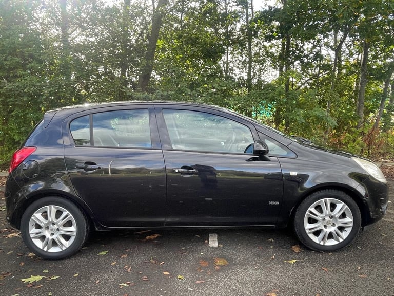 2009 Vauxhall Corsa 1.2i 16V Design 5dr HATCHBACK Petrol Manual