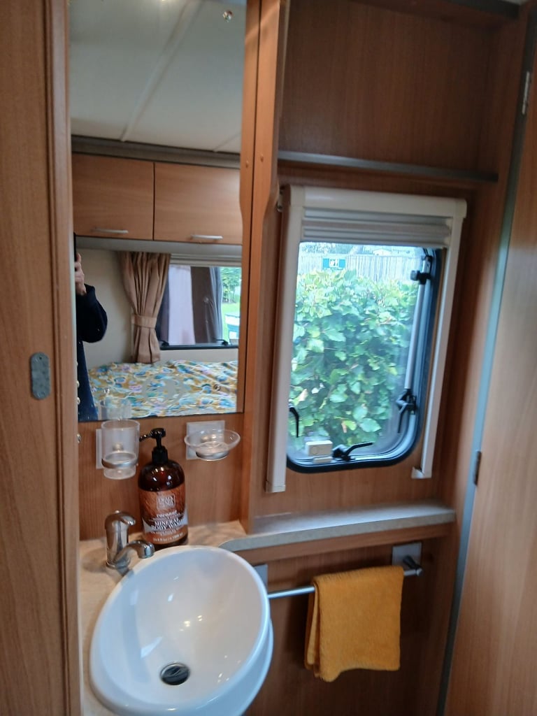 Touring caravan 