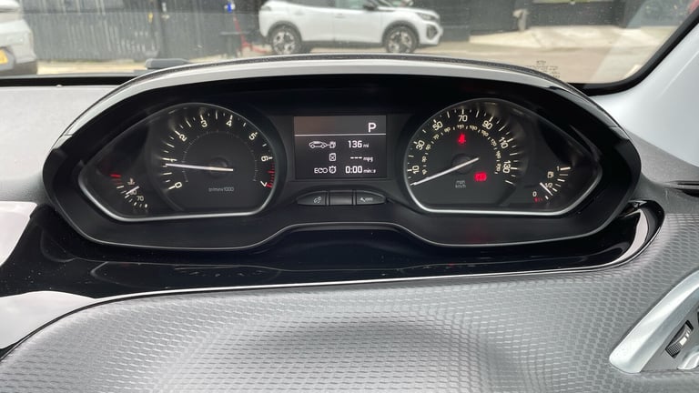 2018 Peugeot 208 1.2 PureTech GPF GT Line Hatchback 5dr Petrol EAT Euro 6 (s/s) (110 ps) Hatchbac...
