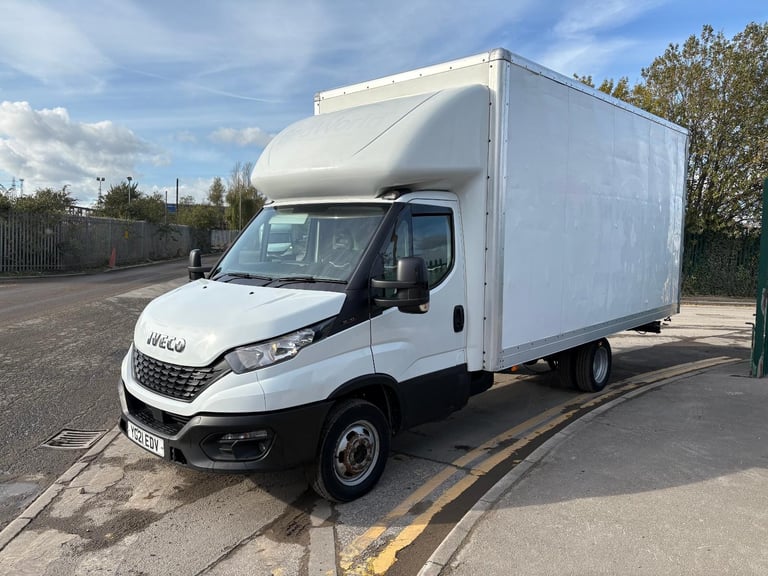 2021 Iveco Daily 3.0 35-160 euro6 twin rear wheel manual 15ft Luton box van