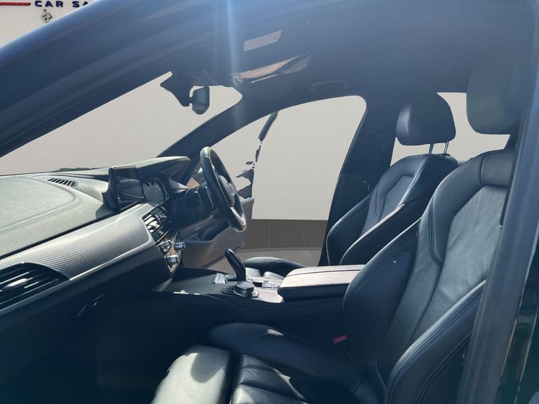 2017 BMW 5 Series 3.0 530d M Sport Auto xDrive Euro 6 (s/s) 4dr SALOON Diesel Automatic