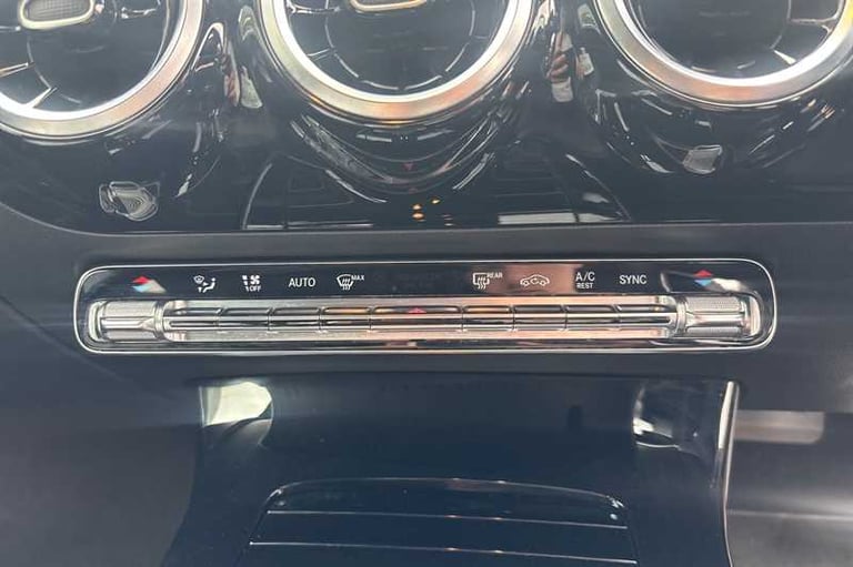 2019 Mercedes-Benz A-Class A200 AMG Line Executive 5dr Auto HATCHBACK PETROL Automatic