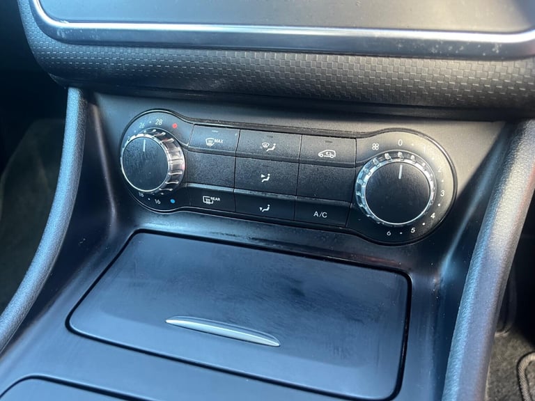 MERCEDES-BENZ A CLASS 1.5 A180 CDI Sport Edition in Jupiter Red 2015