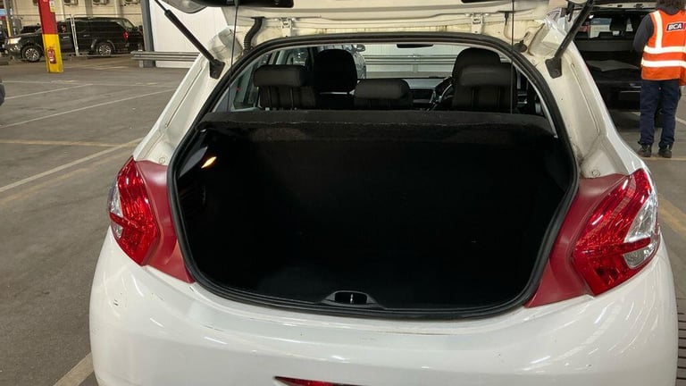 2013 Peugeot 208 1.2 VTi Access+ 5dr HATCHBACK PETROL Manual