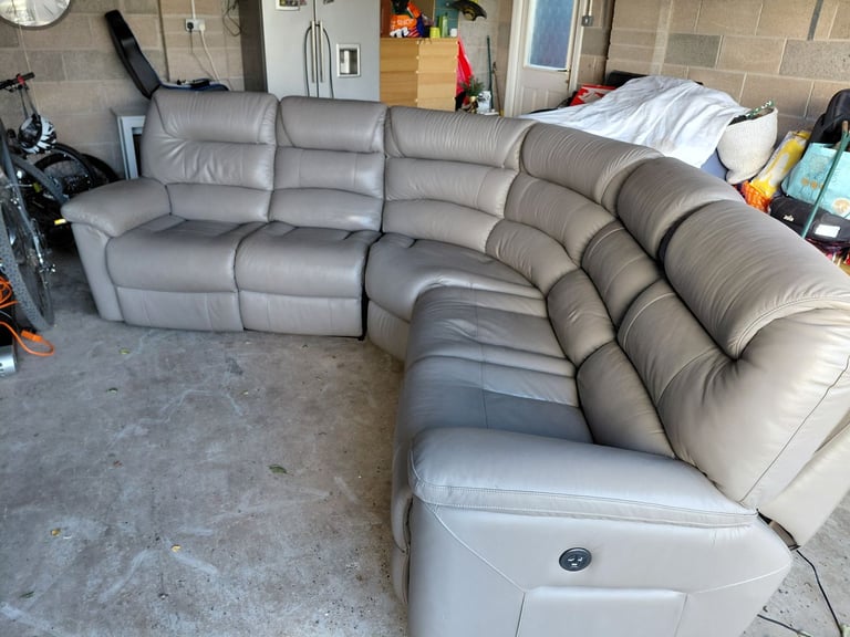 Leather La-z Boy sofa 