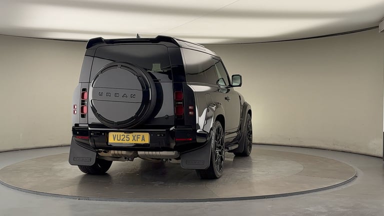 2025 Land Rover Defender 3.0 D250 X-Dynamic SE 90 3dr Auto ESTATE DIESEL Automatic