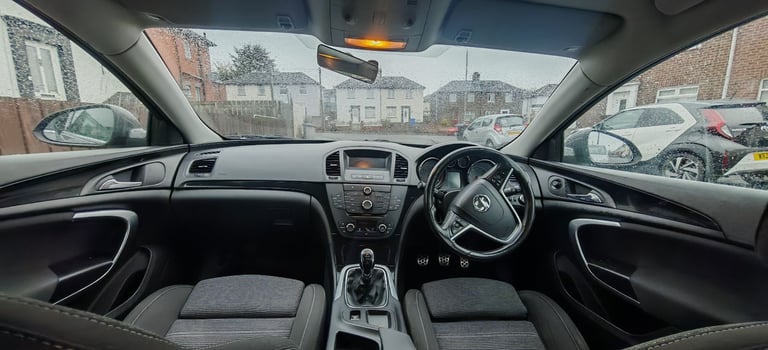 Vauxhall, INSIGNIA, Hatchback, 2010, Manual, 1796 (cc), 5 doors