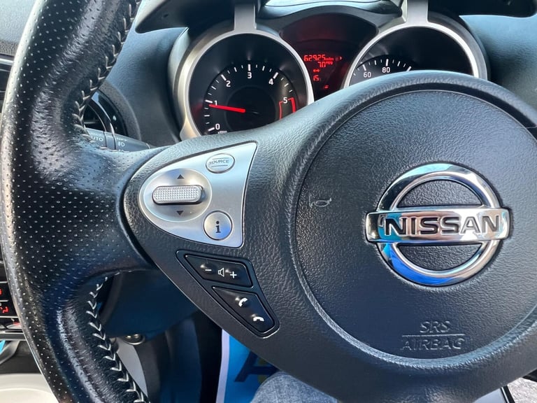 2016 Nissan Juke 1.5 dCi N-Vision SUV 5dr Diesel Manual Euro 6 (s/s) (110 ps) HATCHBACK Diesel Ma...