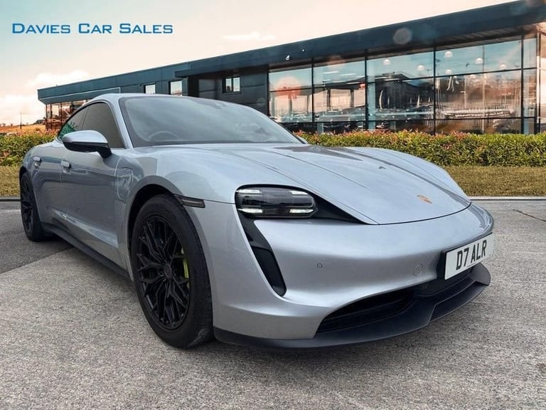 image for 2022 PORSCHE TAYCAN PERFORMANCE 79.2KWH SALOON 4DR ELECTRIC AUTO RWD (11KW CHA