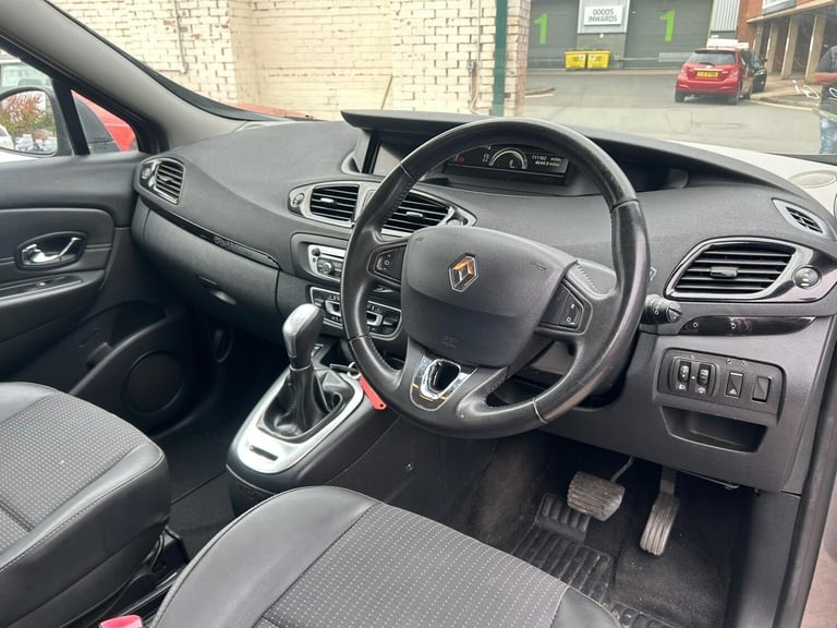 2013 Renault Scenic 1.5 dCi Dynamique TomTom EDC Euro 5 5dr MPV Diesel Automatic