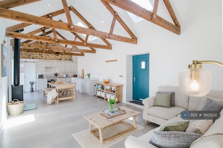2 bedroom house in Chenhall Farm, Trenear, Helston, TR13 (2 bed) (#2601332)