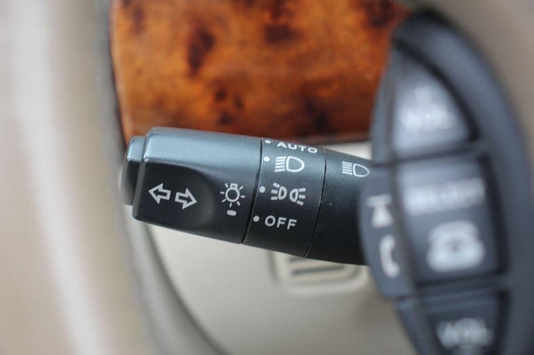 JAGUAR XK8 4.0 2dr 2001