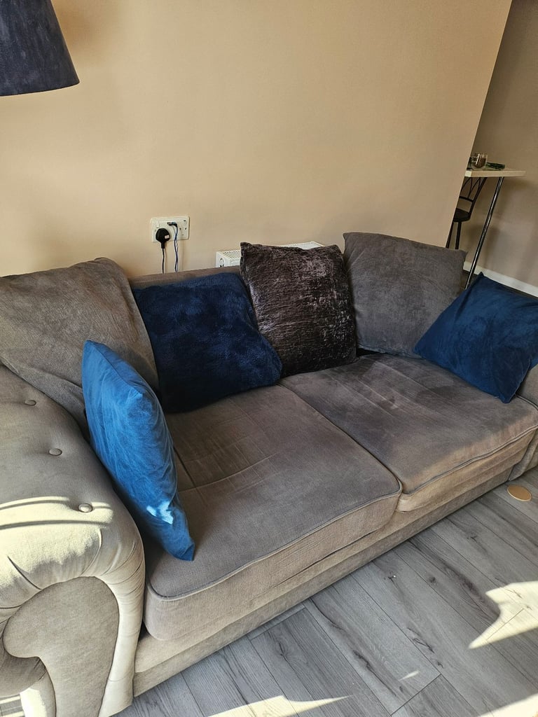 3 seater 2 seater sofa 
