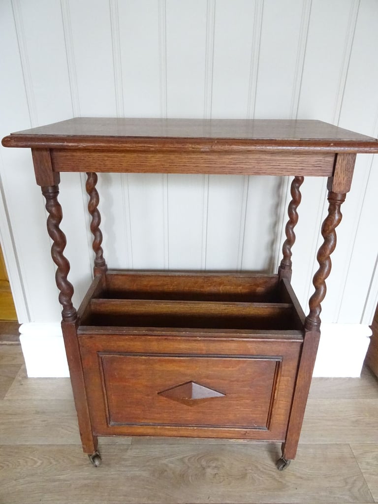 image for Magazine Rack Table