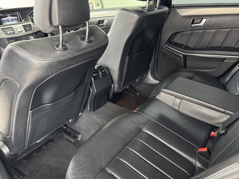 MERCEDES-BENZ E CLASS 2.1 E220 BlueTEC SE Silver Auto Diesel 2016