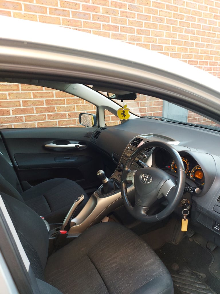 Toyota, AURIS, Hatchback, 2007, Manual, 1598 (cc), 5 doors