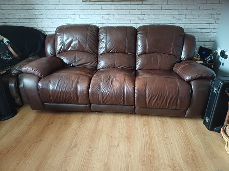 image for 3 Seater Manual Recliner, Leather 